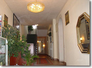Hotel Minerva Garni Düsseldorf Exterior foto